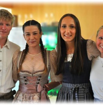 Laura_ceffaa99-aa24-4a41-8ca4-d75d1ff7a2a8