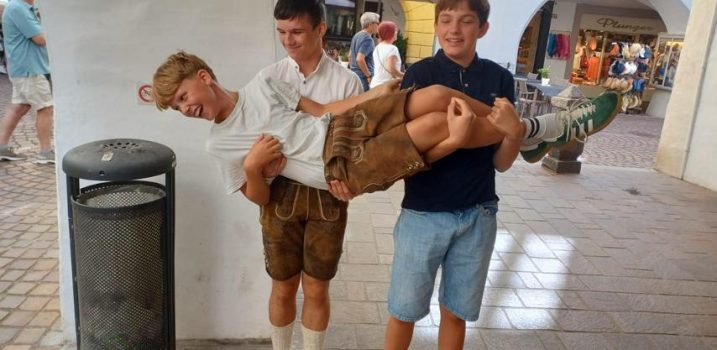 WhatsApp Image 2025-09-22 at 10.39.18 (13)