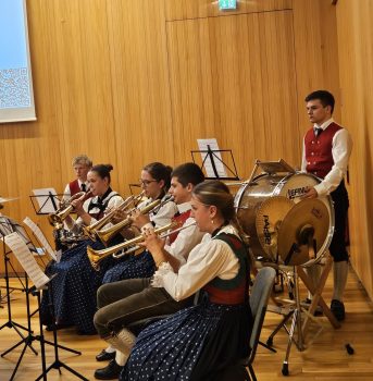 e40c866f-b500-4b0d-b695-5b7d70d062d2